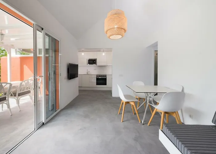 En Maspalomas, Melocotones 펜션 *